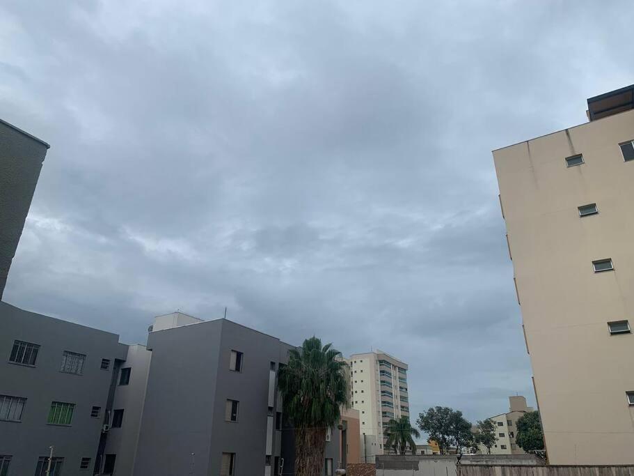 Apartamento Inteiro No Bairro Santa Monica Uberlândia Exterior foto